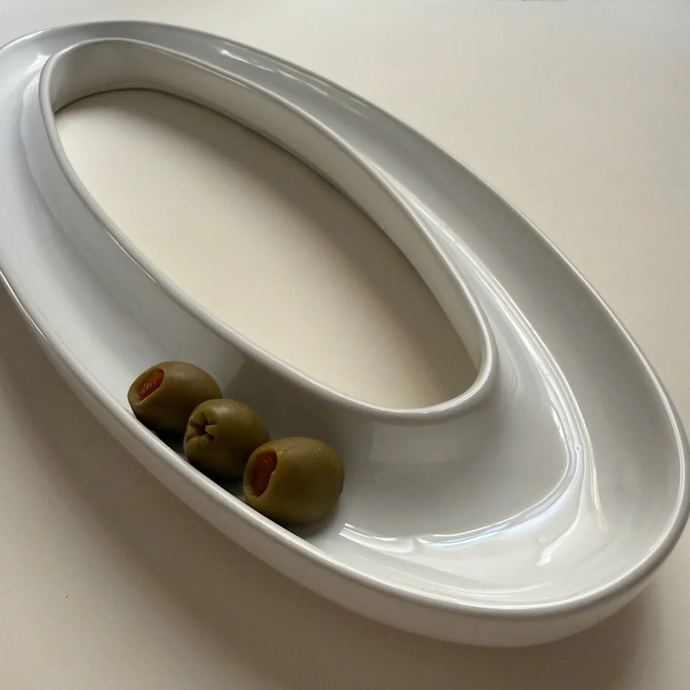 Williams Sonoma Olive serving dish